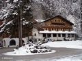 Waldhotel Doldenhorn, Haupthaus