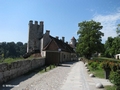 Stephanstor-Turm, Wohnungen für Knechte