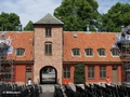 Halmstads slott, Innenhof bestuhlt und mit Baustelle