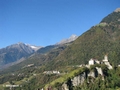 Schloss Tirol vor den Ausläufern der Texelgruppe