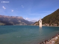 Reschenstausee mit dem Kirchturm von Altgraun